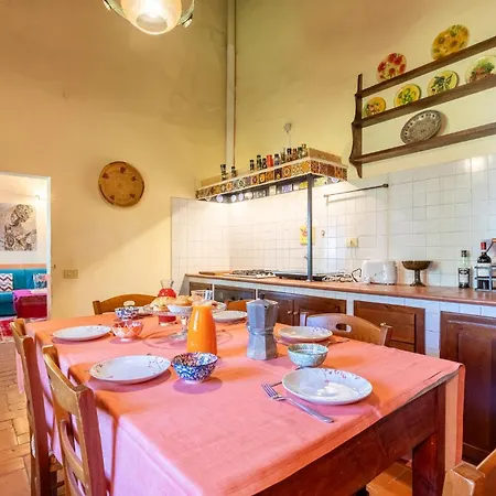 Apartment In Castiglione Del Castiglione del Lago