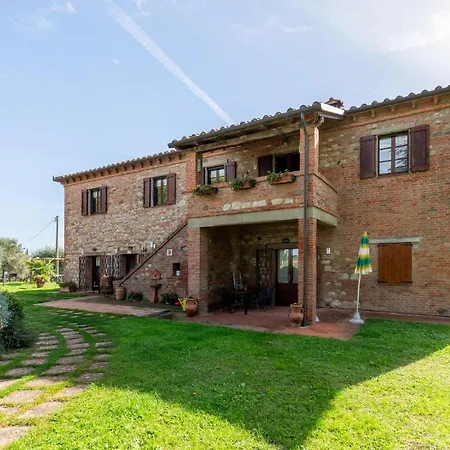 In Castiglione Del شقة *